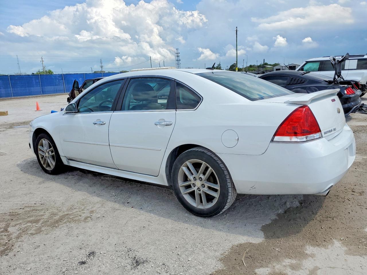2013 Chevrolet Impala Ltz - Фото 2