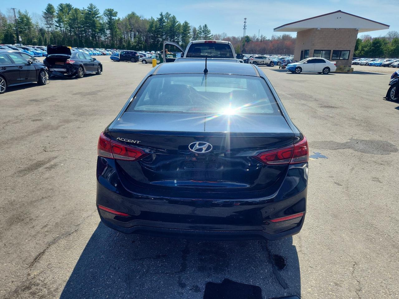 2019 Hyundai Accent Se - Фото 6