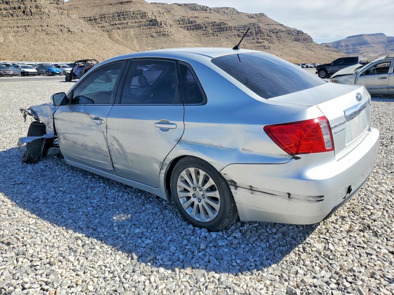 2011 Subaru Impreza 2.5I Premium - Фото 2