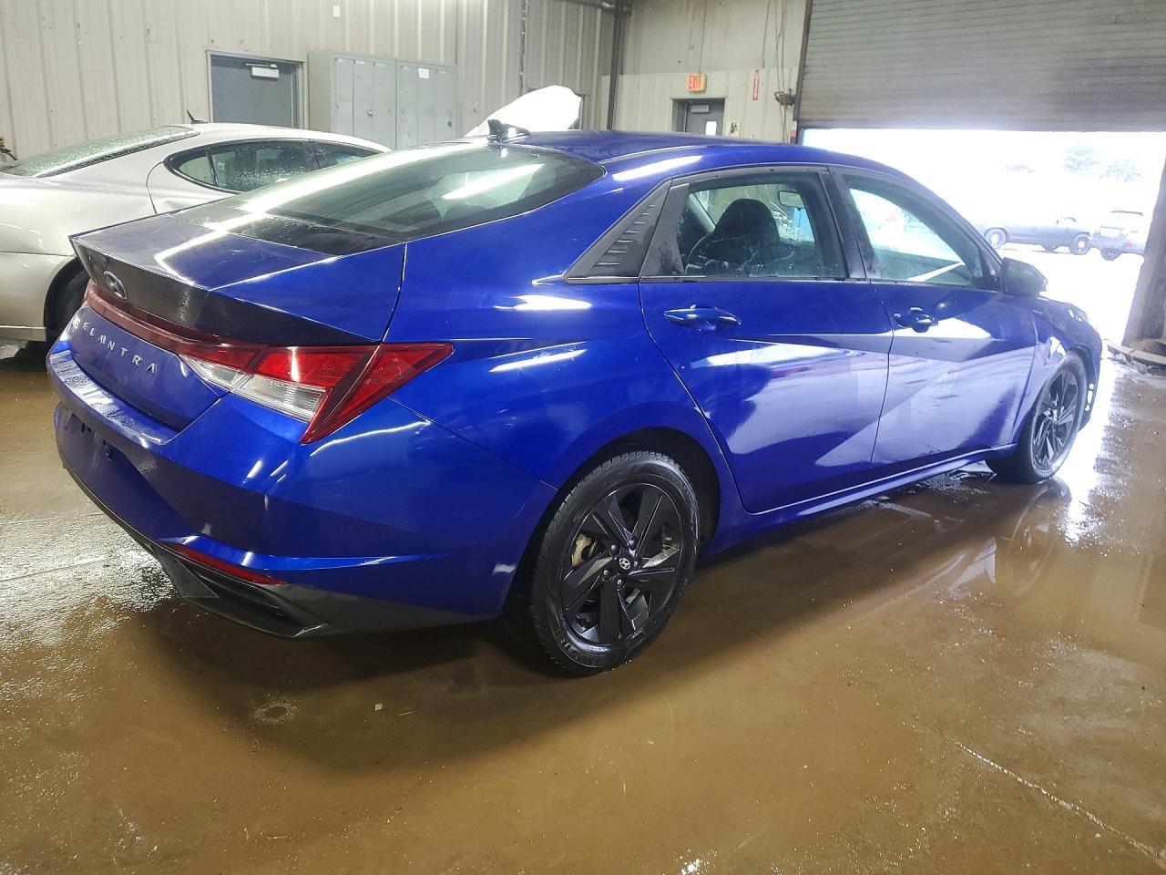 2023 Hyundai Elantra Sel - Фото 3