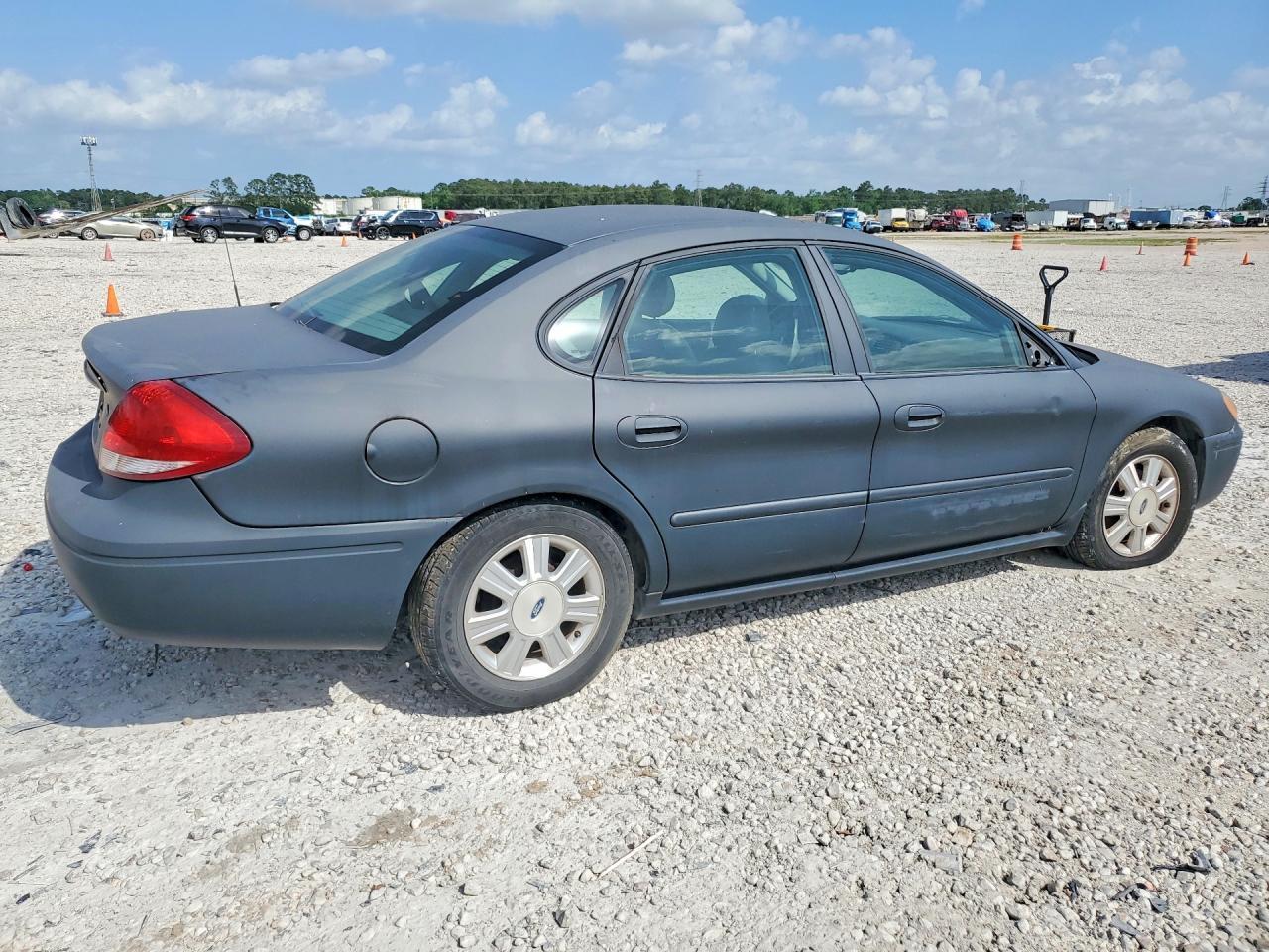 2005 Ford Taurus Sel - Фото 3