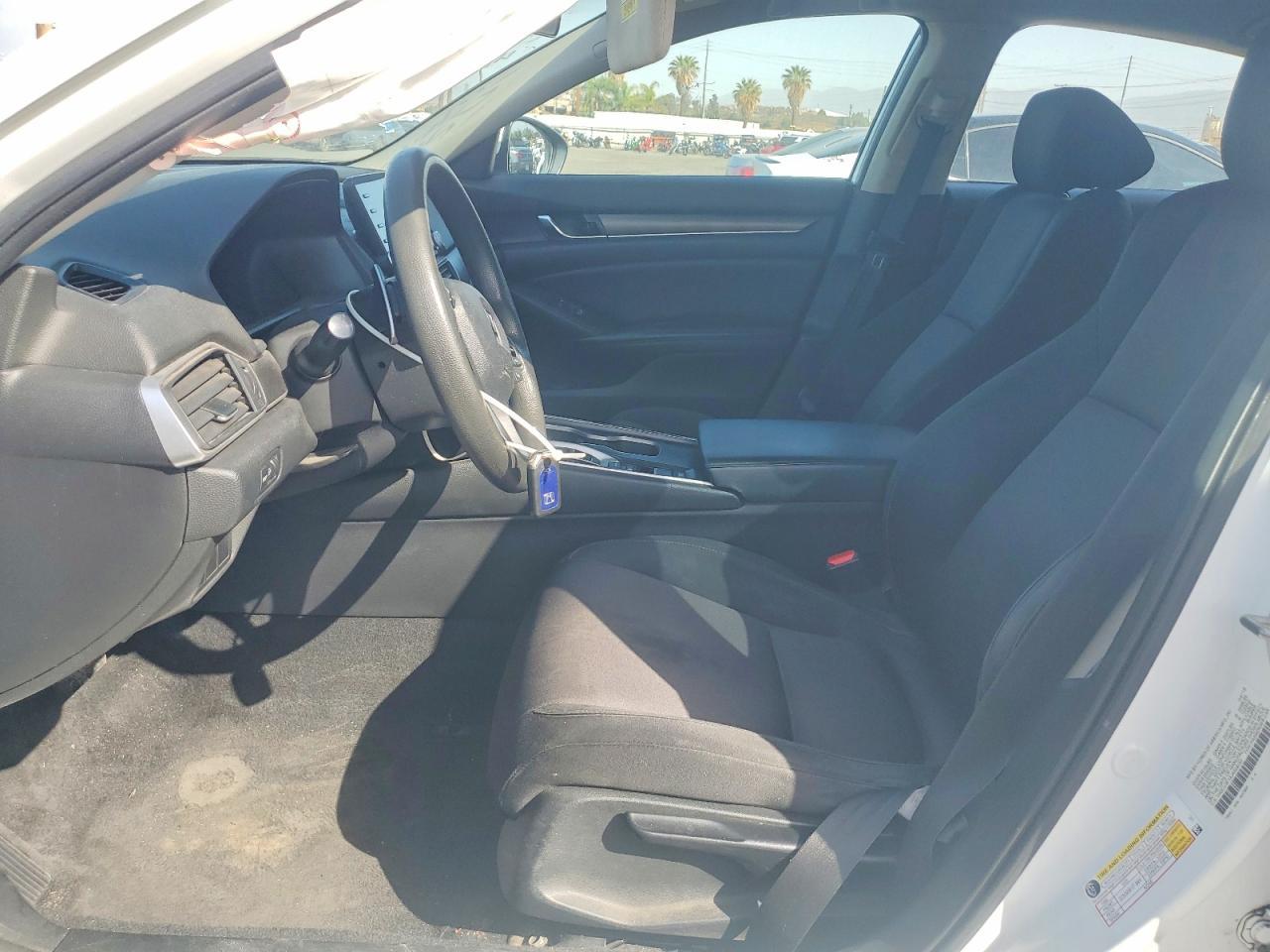 2018 Honda Accord Hybrid - Image 7