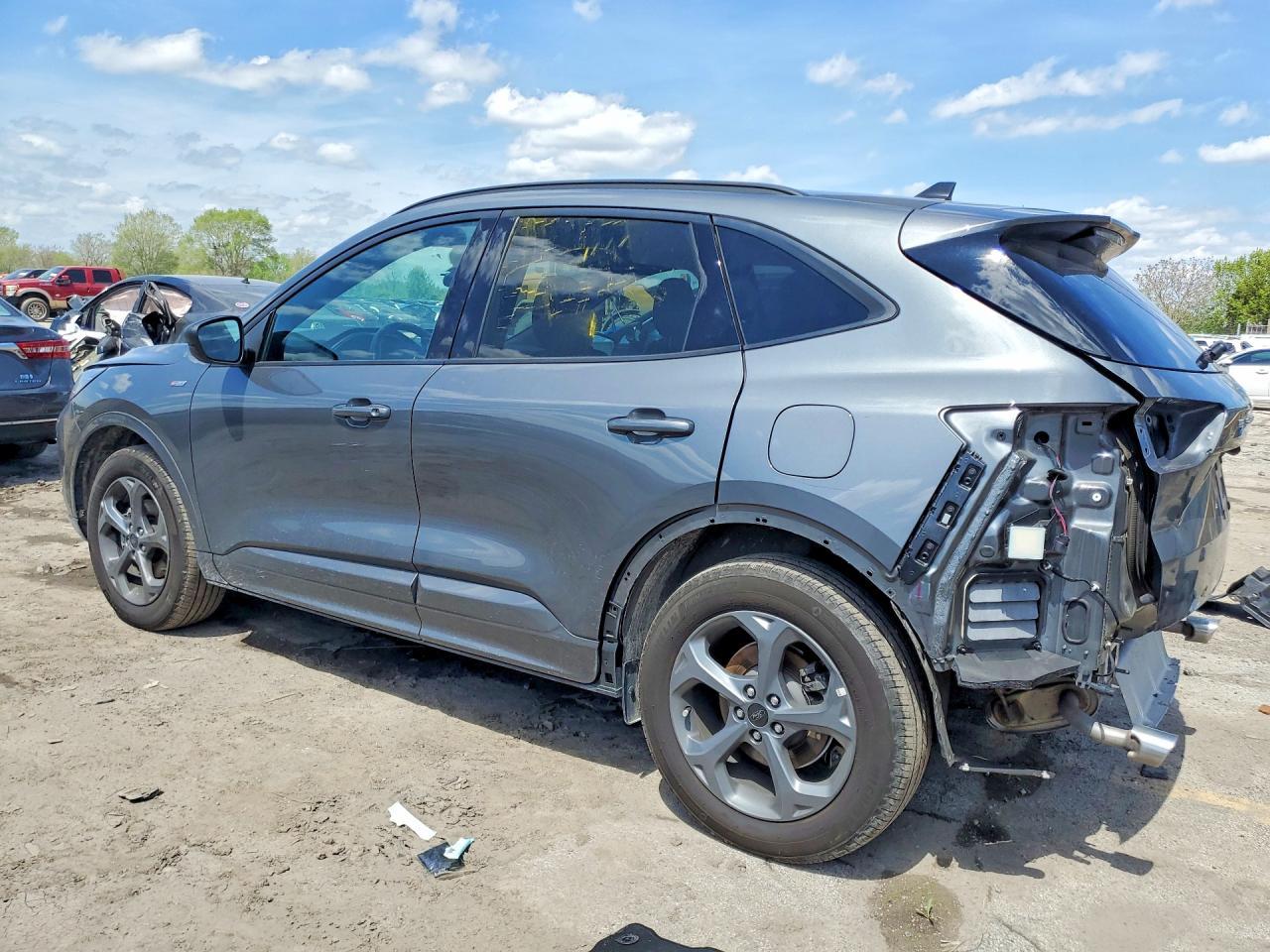2024 Ford Escape St Line - Фото 2