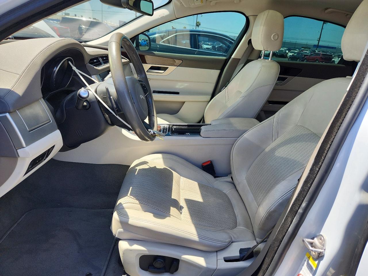 2017 Jaguar Xf Prestige - Фото 7