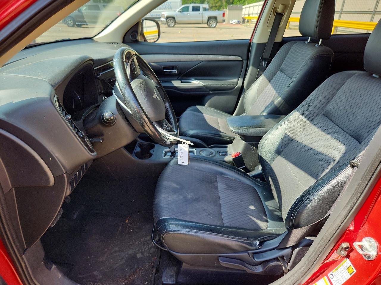 2015 Mitsubishi Outlander Se - Фото 7