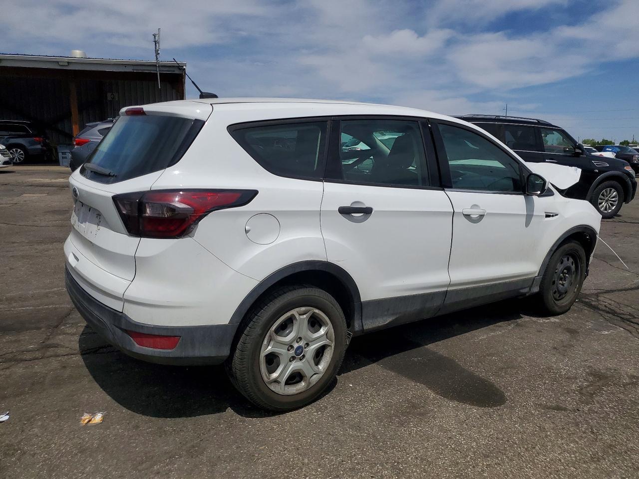 2018 Ford Escape S - Image 3