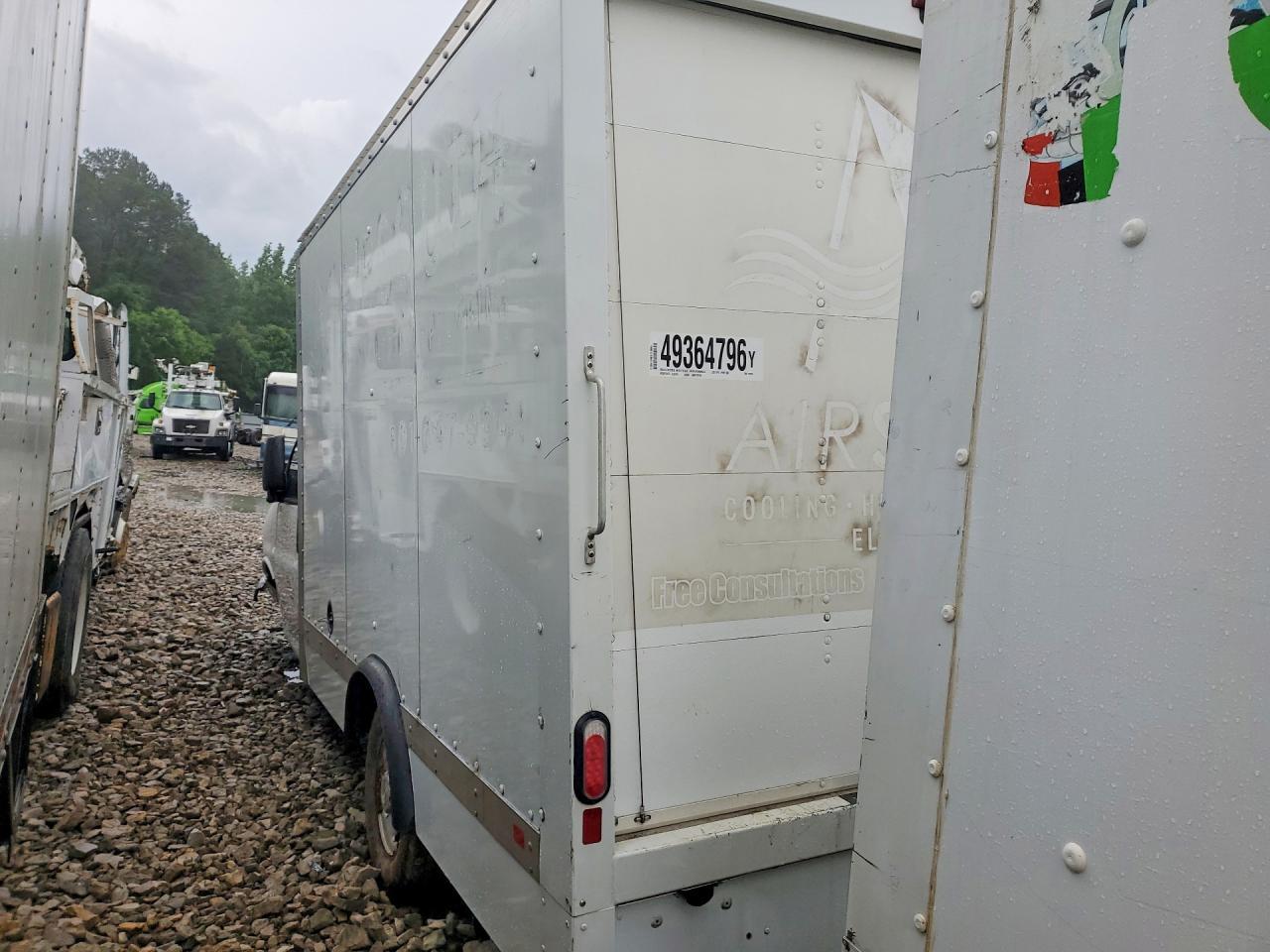 2023 Chevrolet Express Box Truck - Image 2