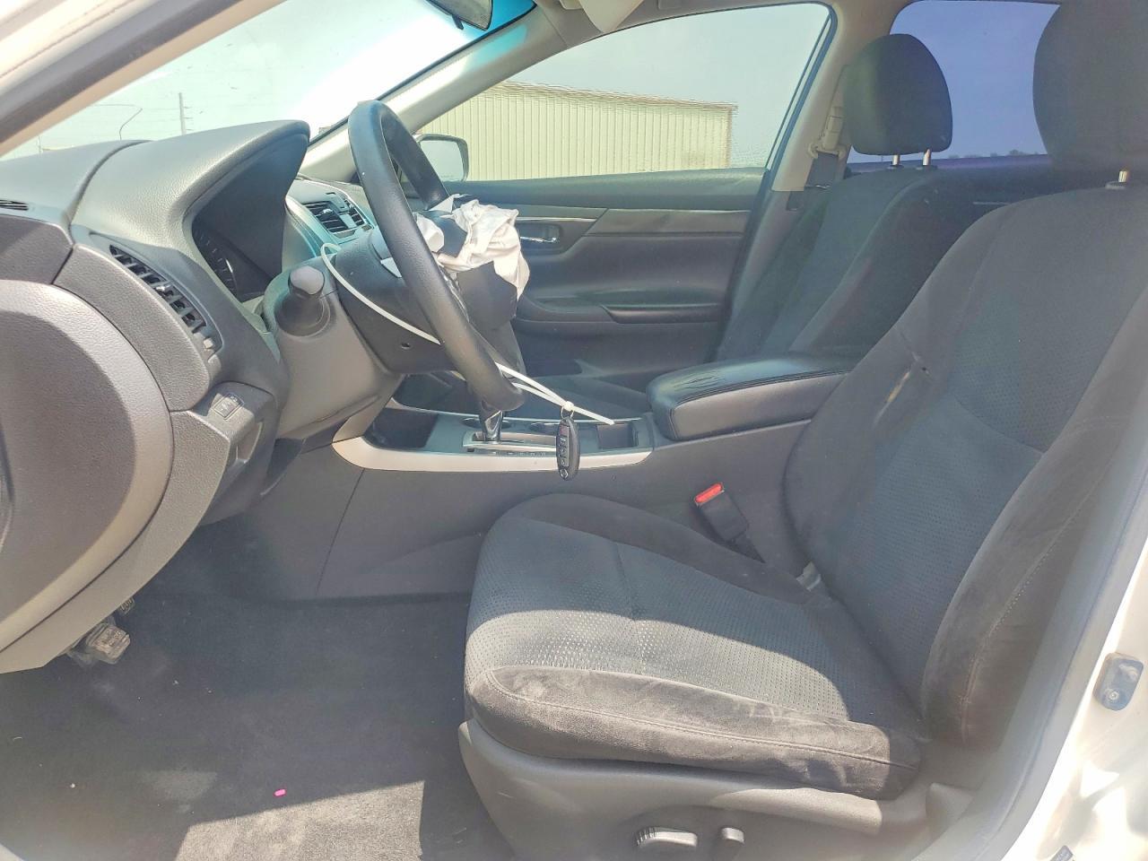 2015 Nissan Altima 2.5 S - Фото 7