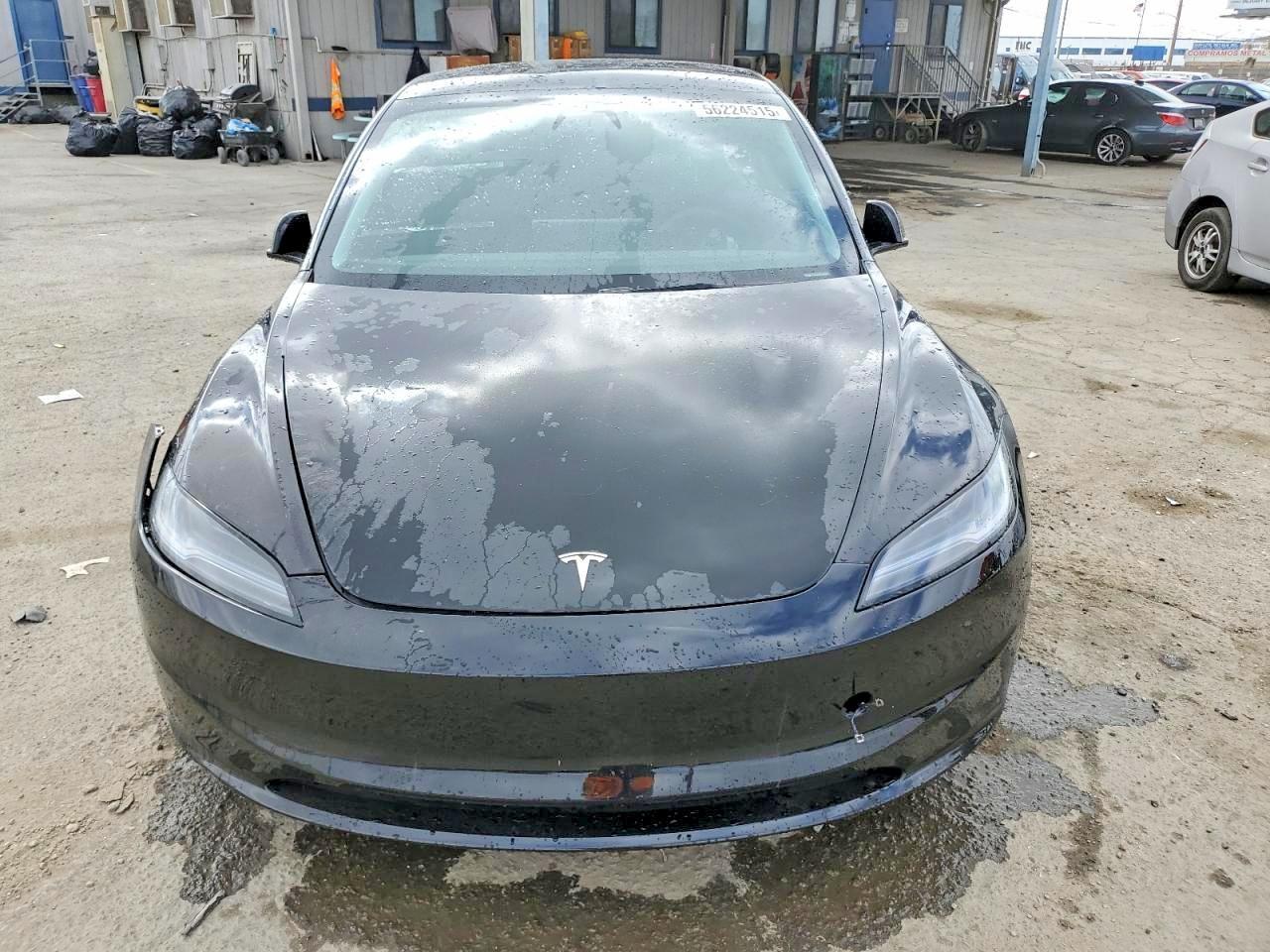 2024 Tesla Model 3 - Image 5