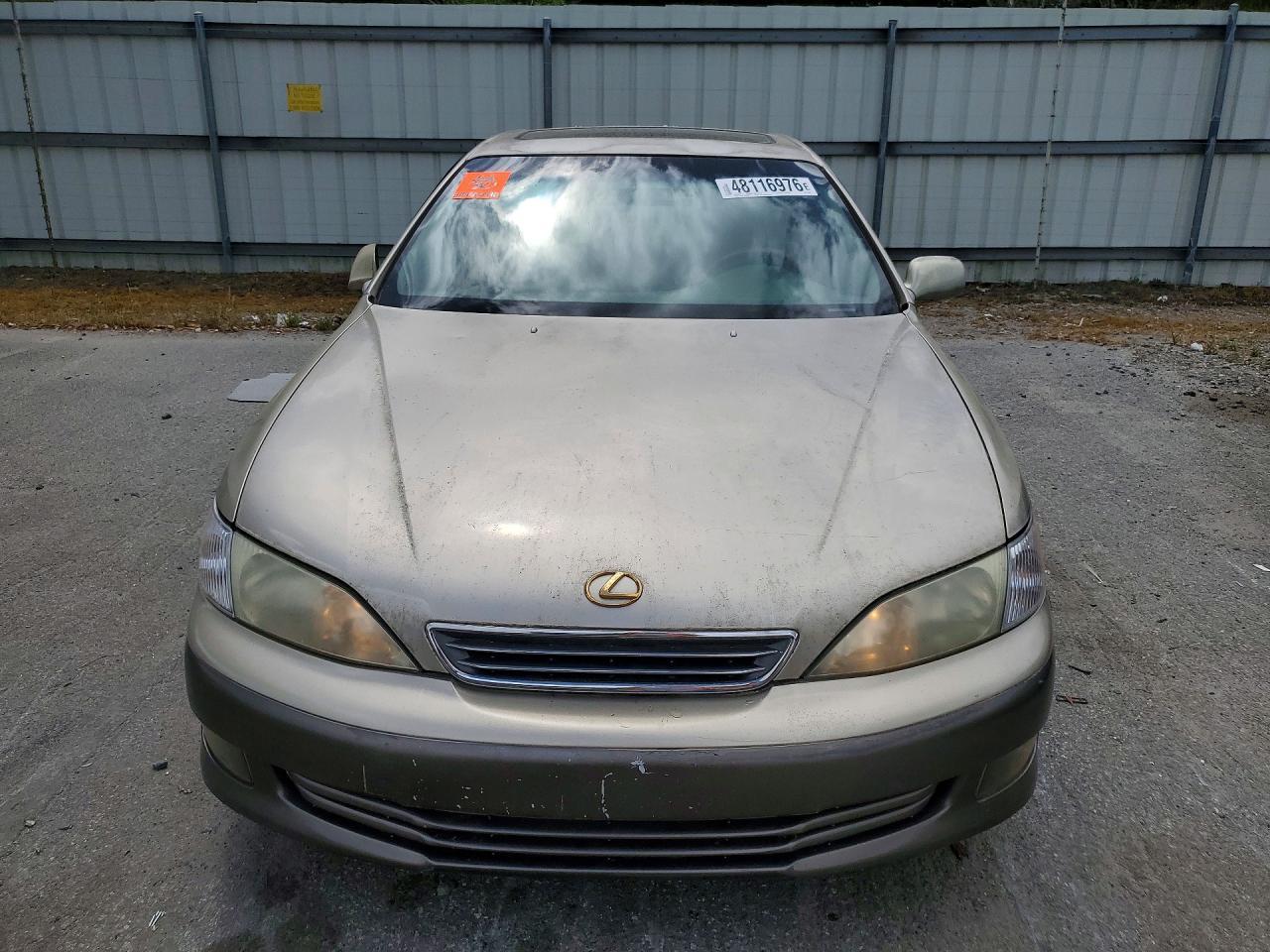 2000 Lexus Es 300 Base - Image 5