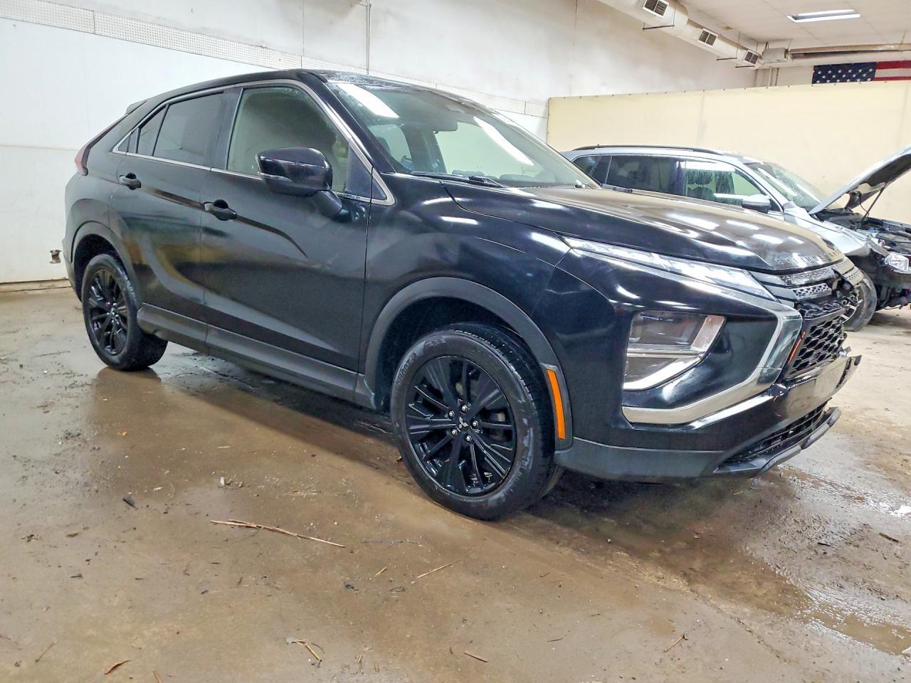 2022 Mitsubishi Eclipse Cross Le - Фото 4