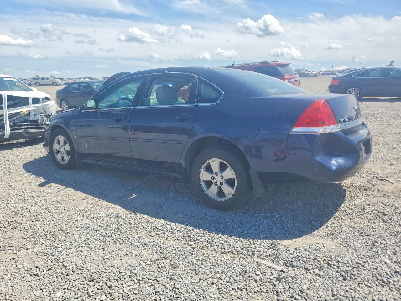2010 Chevrolet Impala Lt - Фото 2