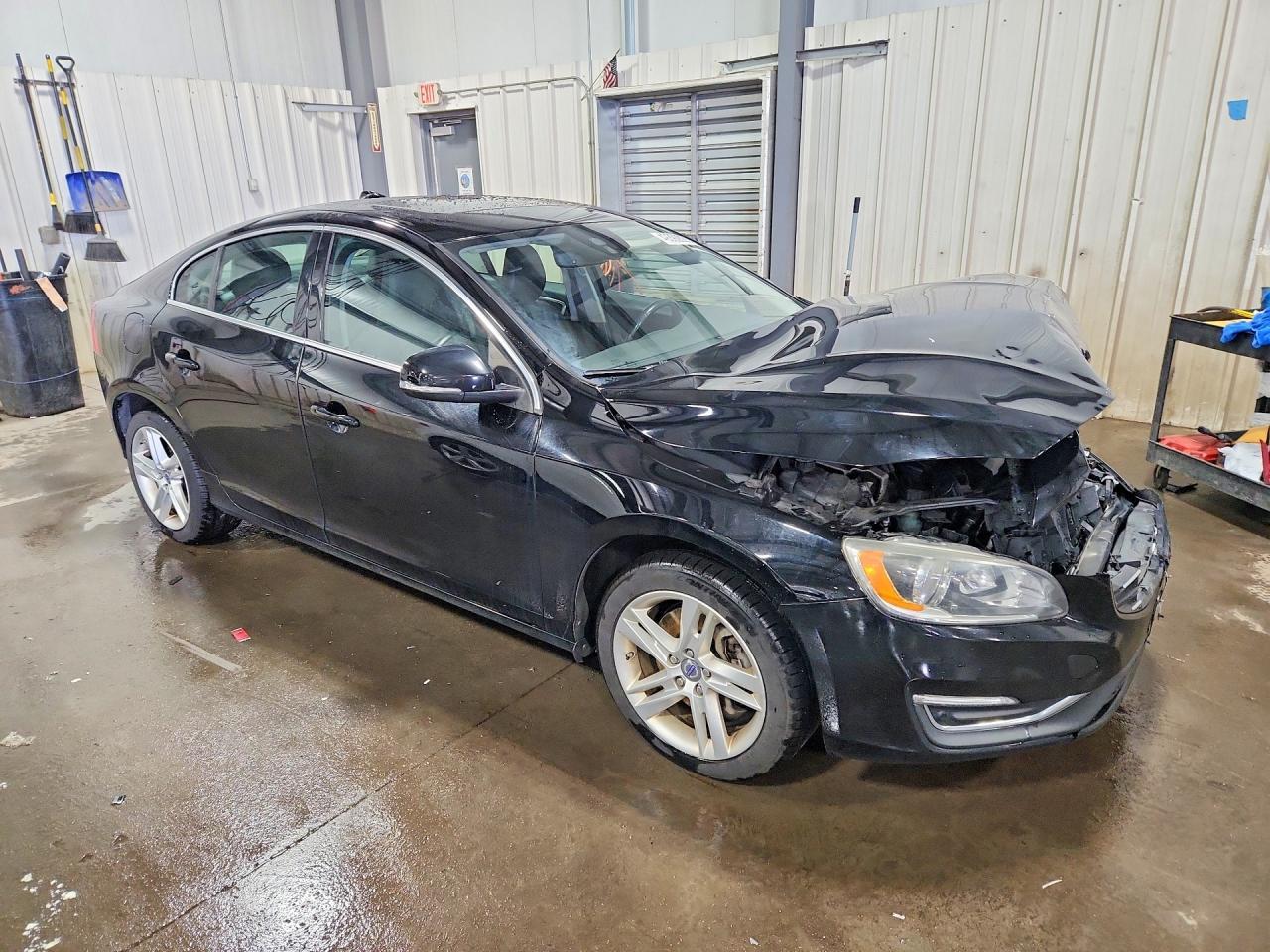 2015 Volvo S60 Premier - Фото 4