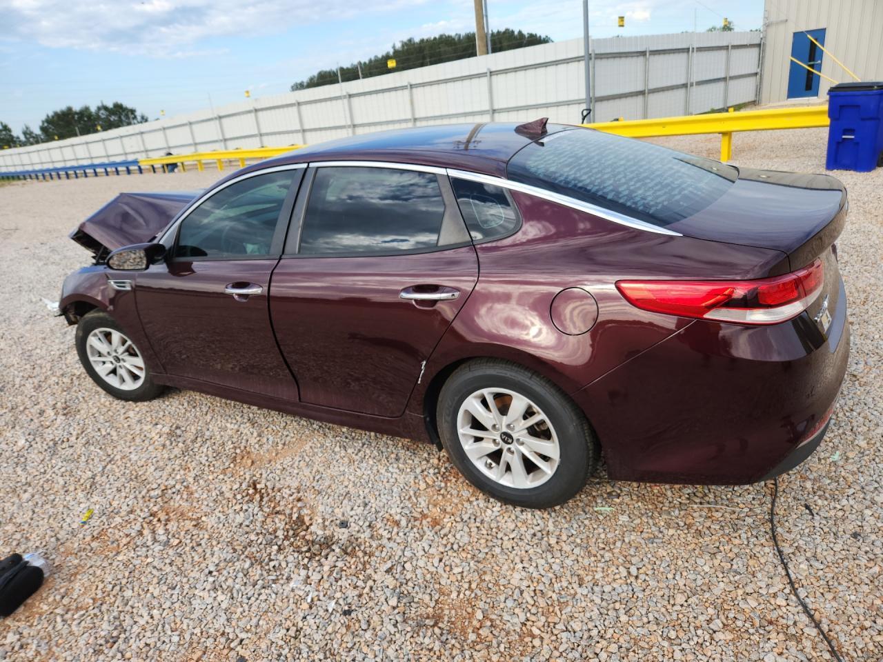 2016 Kia Optima Lx - Фото 2