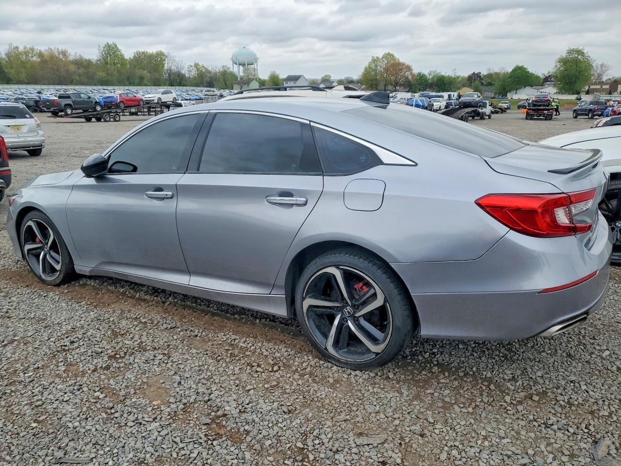 2021 Honda Accord Sport - Фото 2
