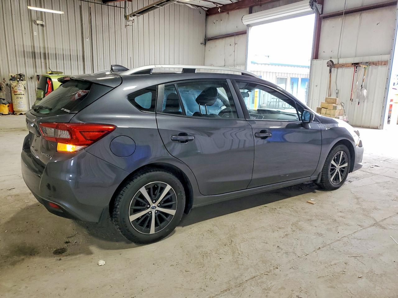 2020 Subaru Impreza Premium - Фото 3