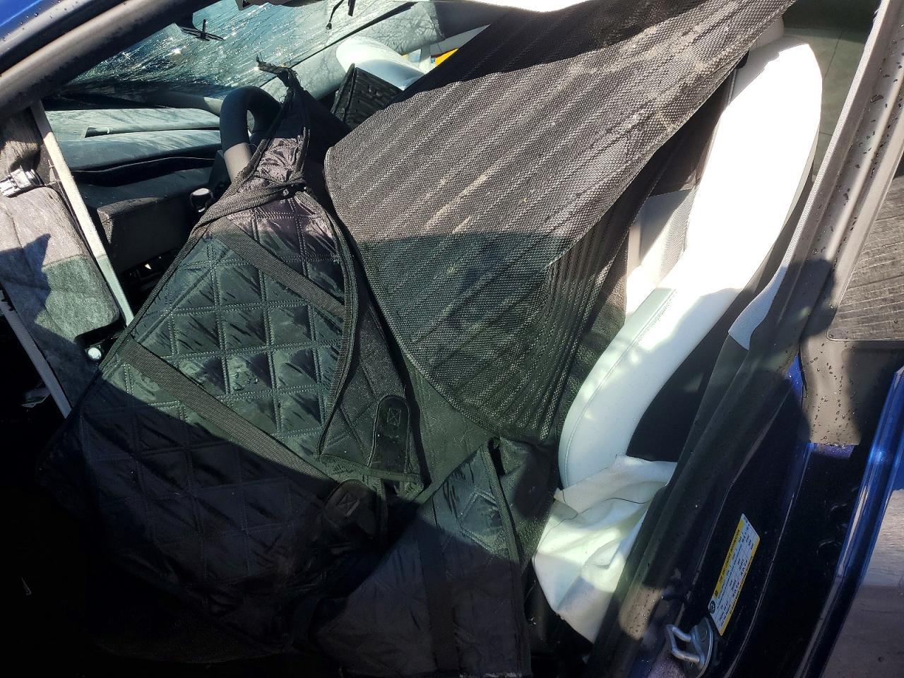 2026 Tesla Model Y - Фото 7