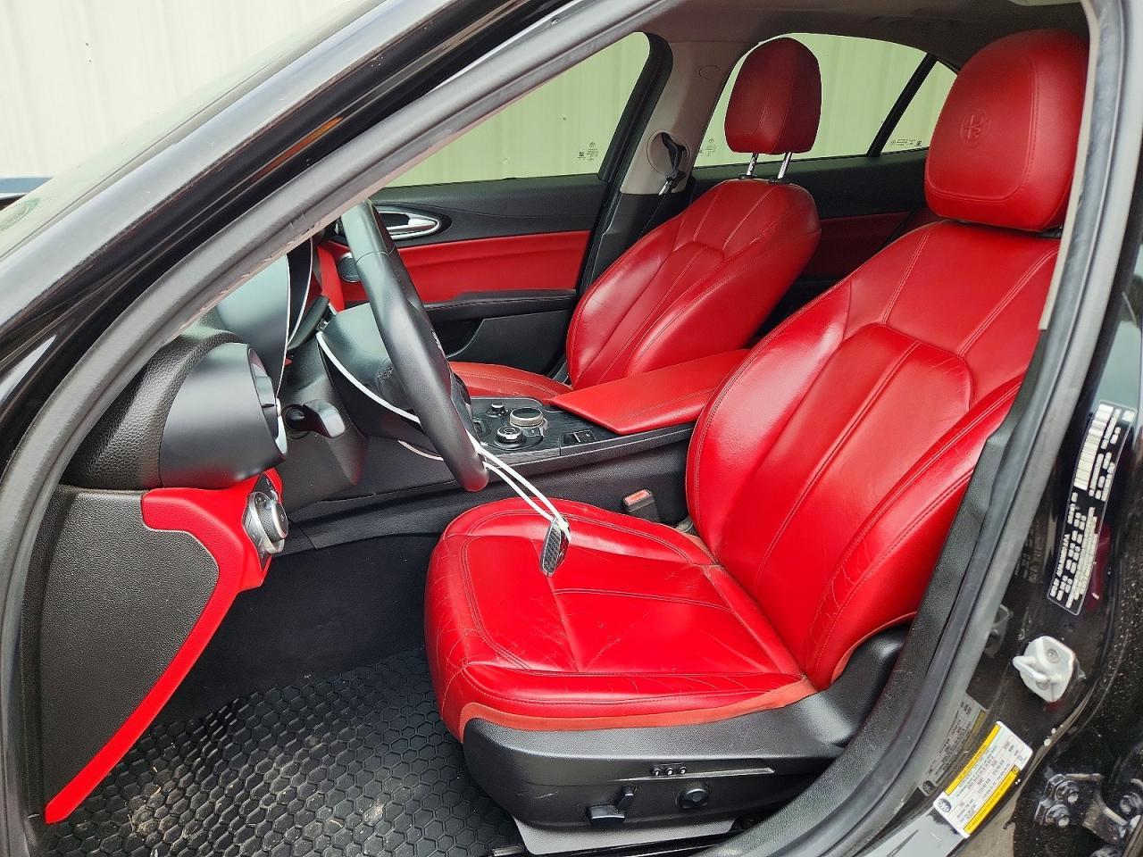 2019 Alfa Romeo Giulia - Фото 7