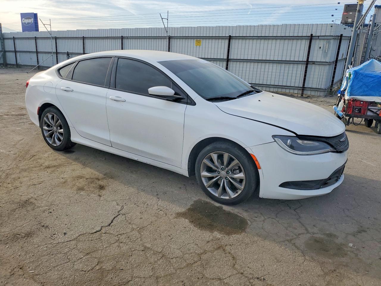 2015 Chrysler 200 S - Фото 4