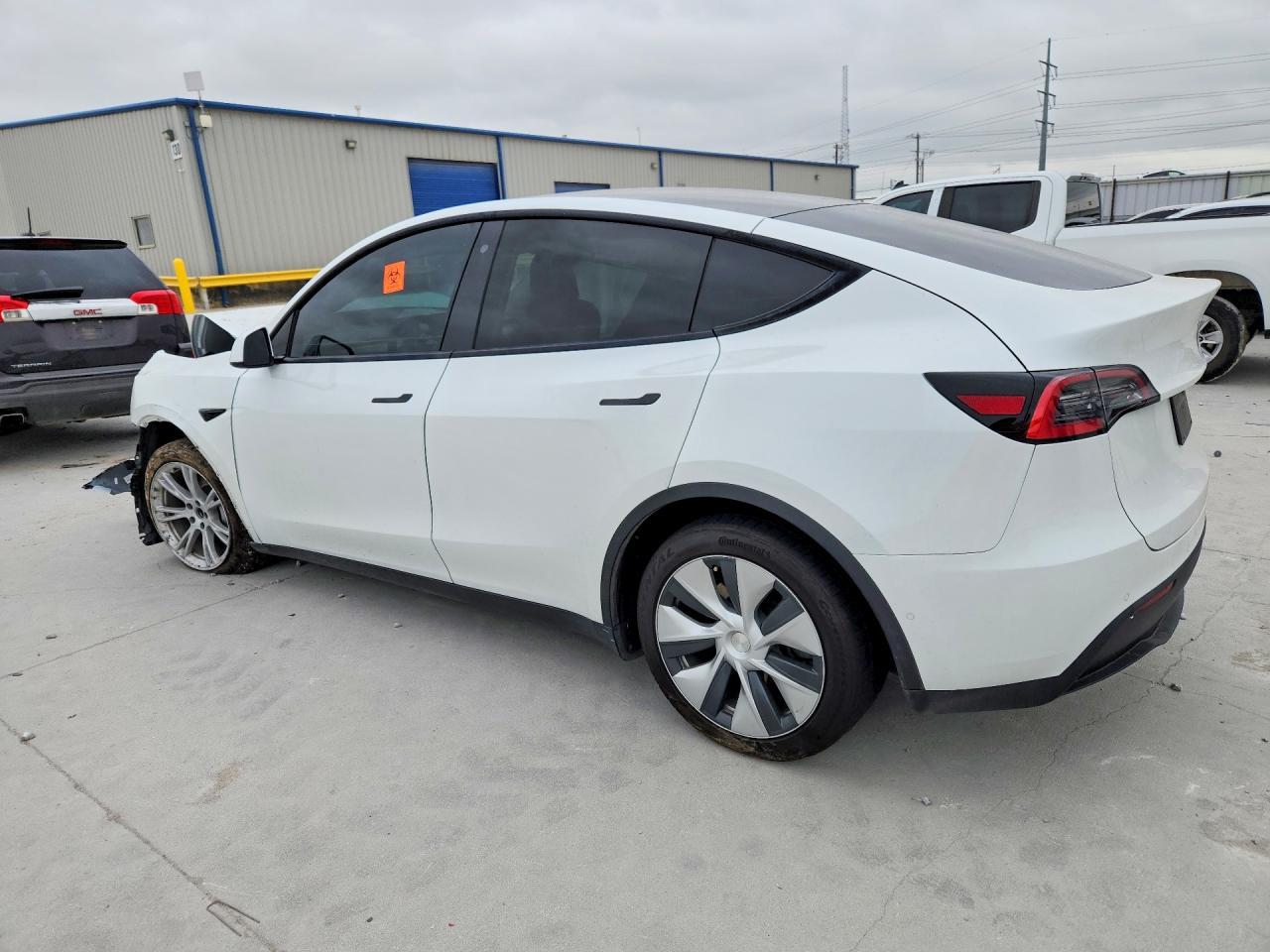 2020 Tesla Model Y - Фото 2