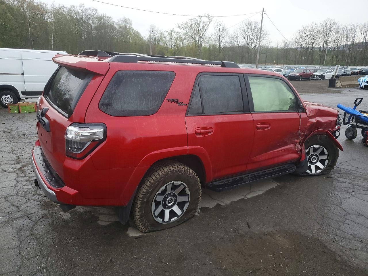 2023 Toyota 4Runner Trd Off-Road Premium - Image 3