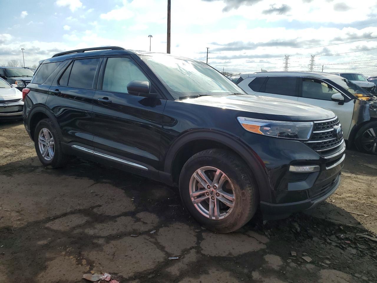2020 Ford Explorer Xlt - Фото 4