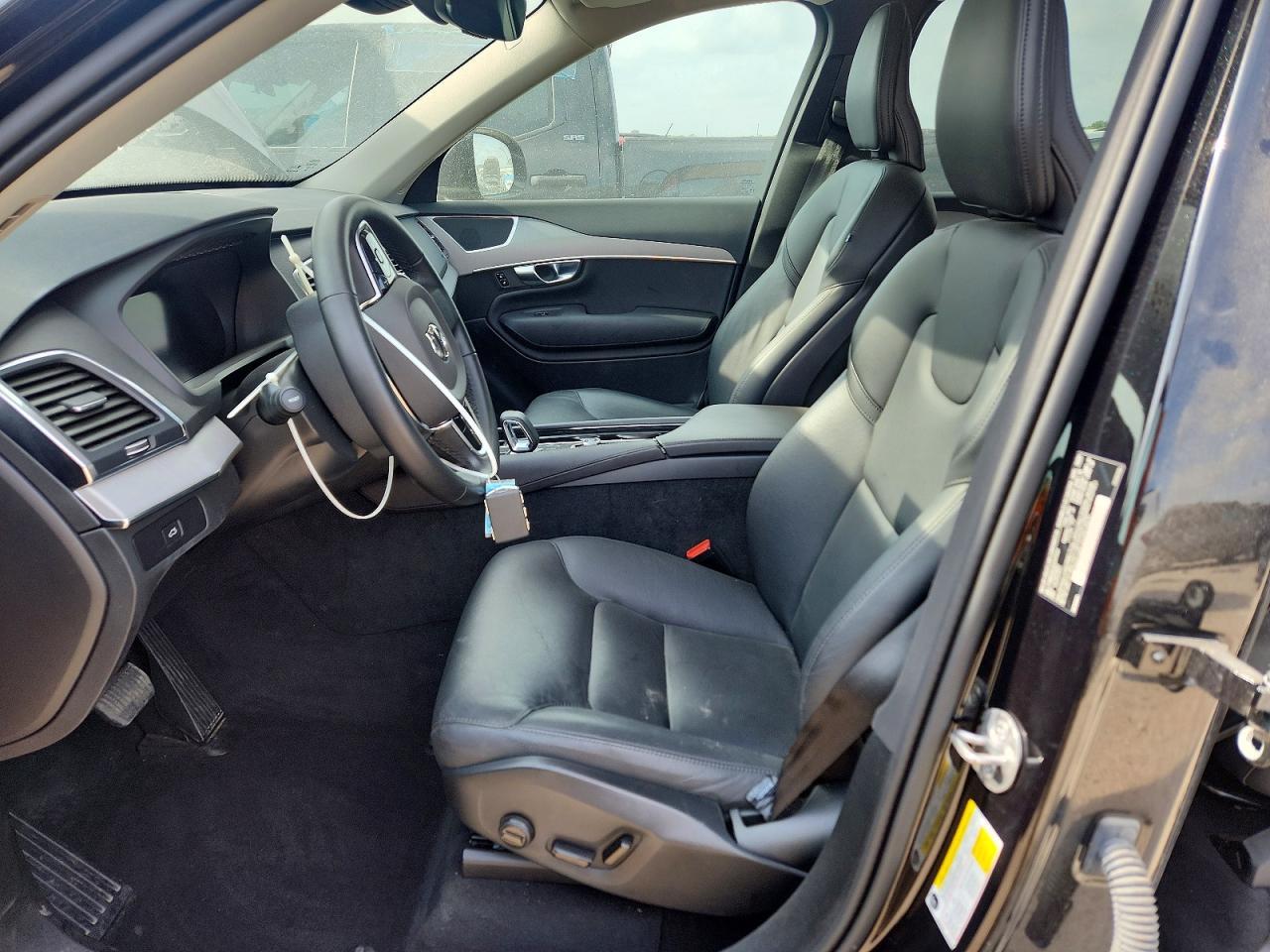 2025 Volvo Xc90 Core - Image 7
