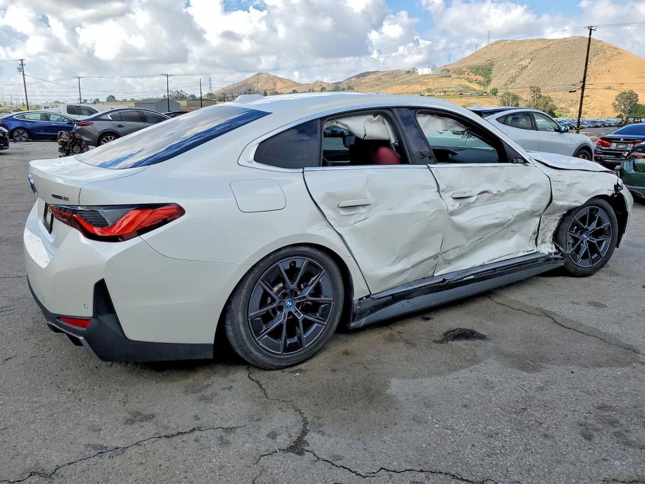 2023 BMW I4 Edrive 35 - Фото 3