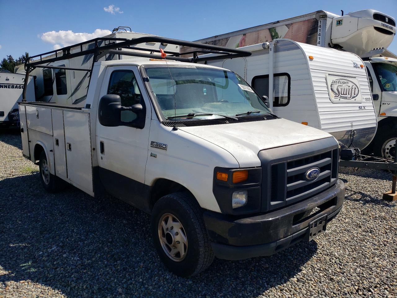 2010 Ford Econoline E350 Super Duty Cutaway Van - Image 4