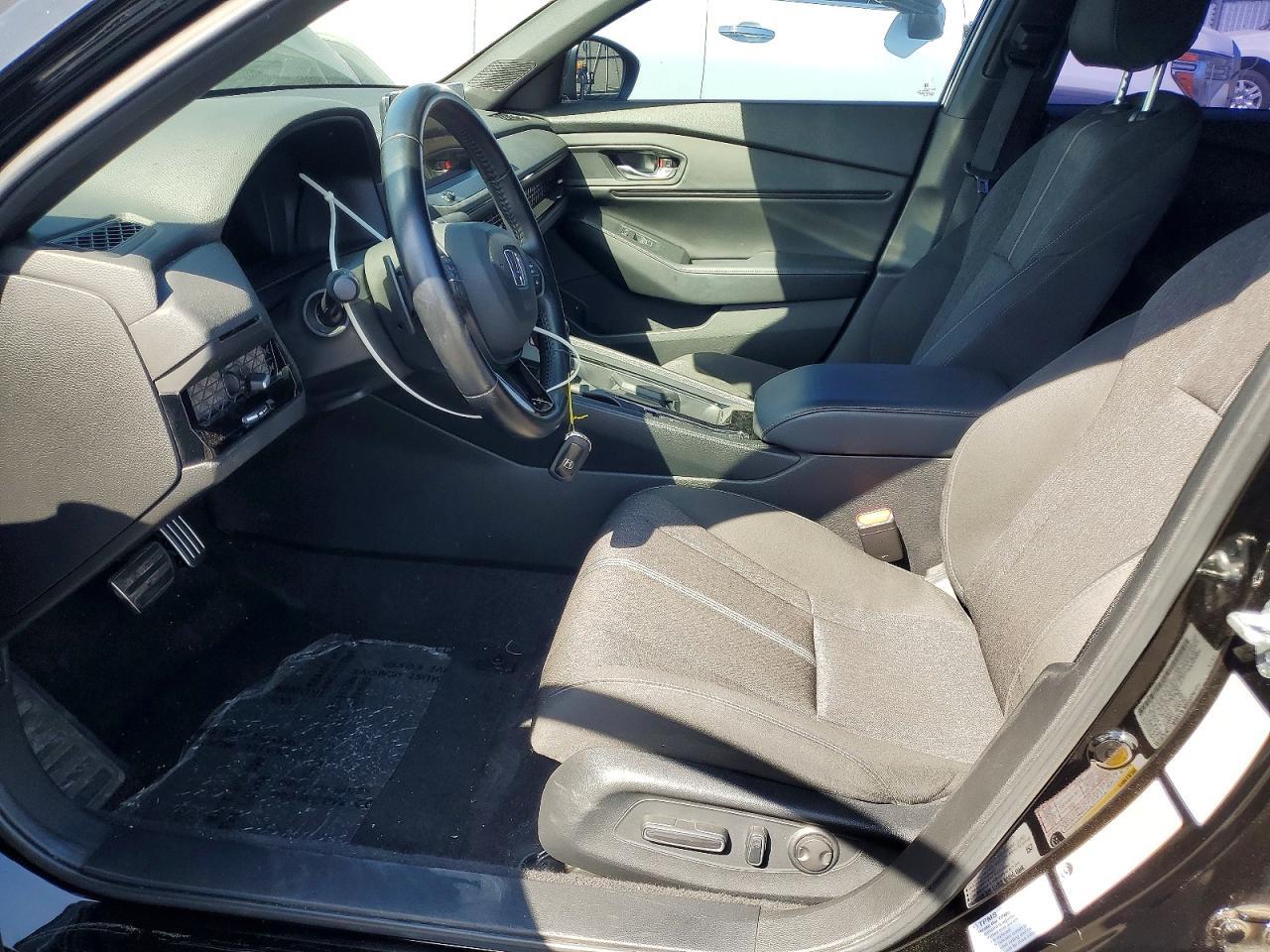 2023 Honda Accord Hybrid Sport - Image 7