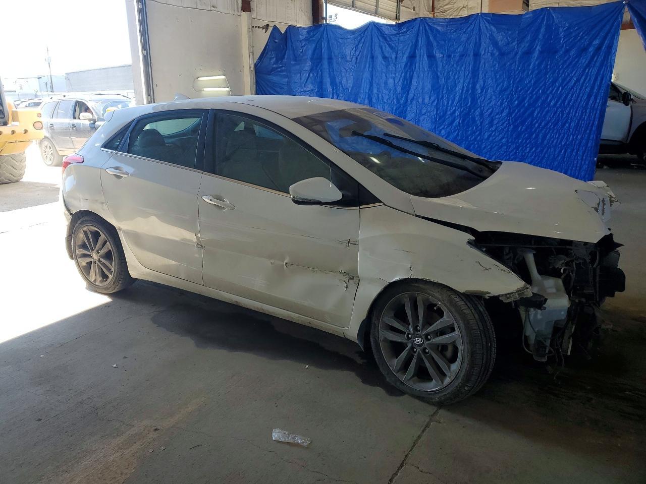 2016 Hyundai Elantra Gt Base - Фото 4