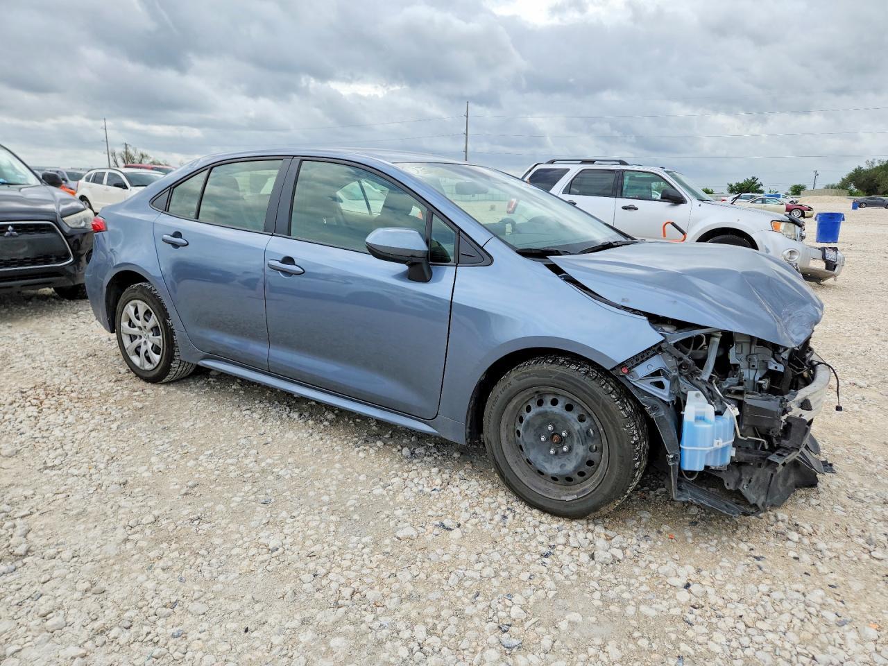 2024 Toyota Corolla Hybrid Le - Image 4