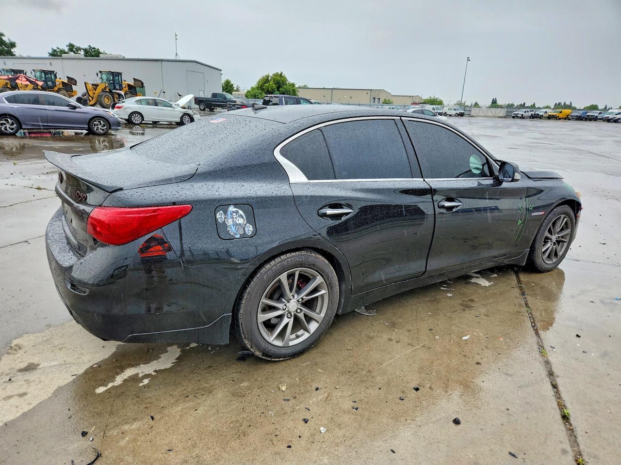 2014 Infiniti Q50 Hybrid Premium - Image 3