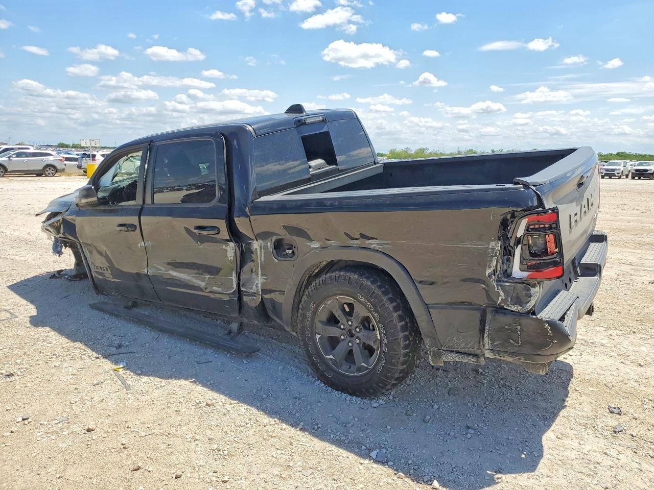 2024 Ram 1500 Rebel - Фото 2