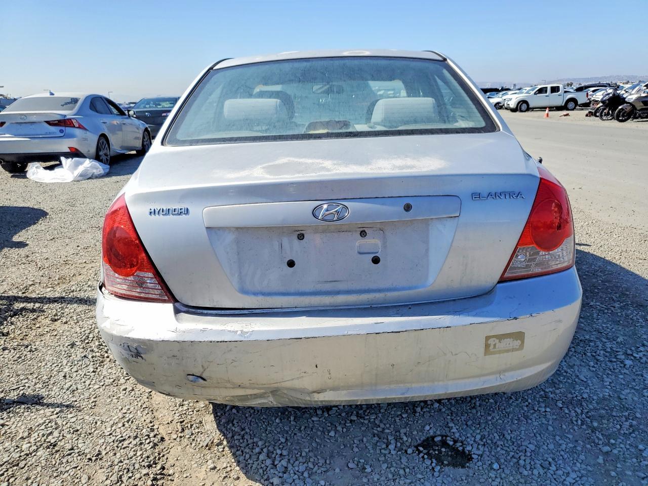 2004 Hyundai Elantra Gls - Image 6