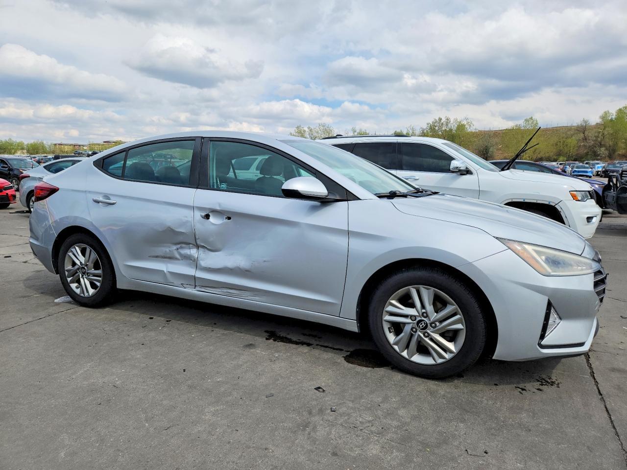 2019 Hyundai Elantra Sel - Фото 4