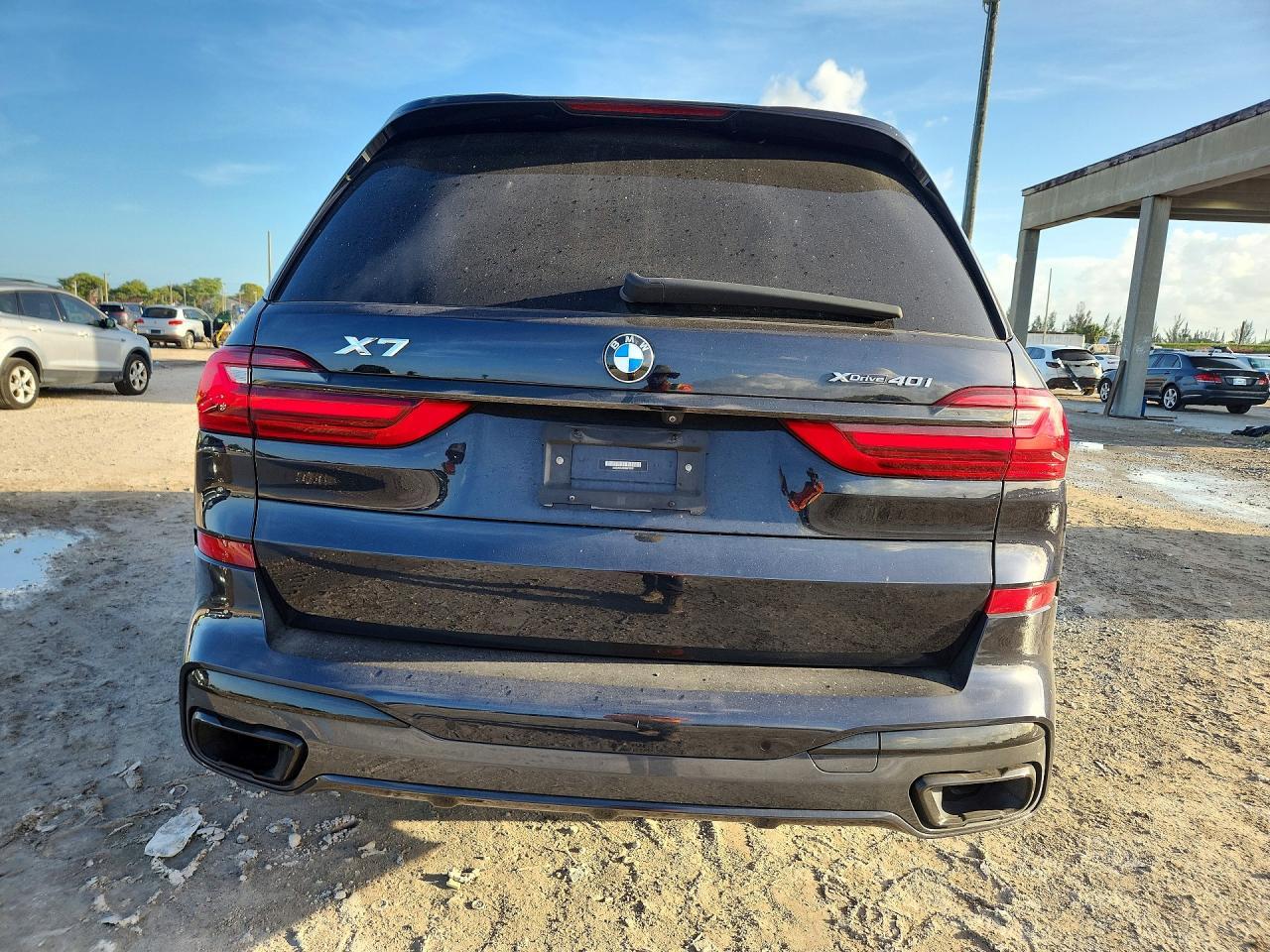 2022 BMW X7 xDrive40I - Фото 6