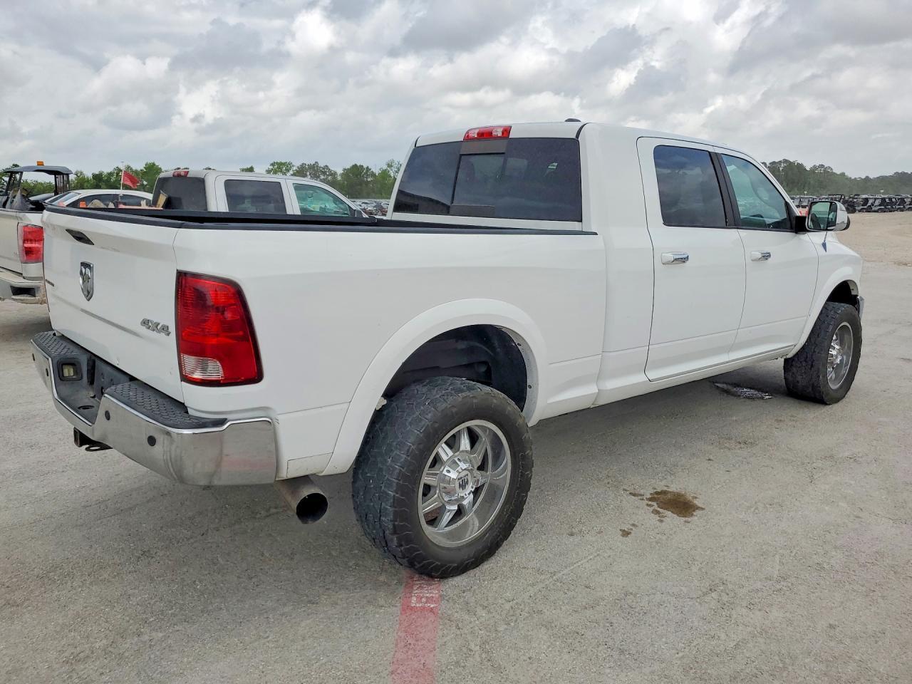 2012 Dodge Ram 3500 Longhorn - Image 3