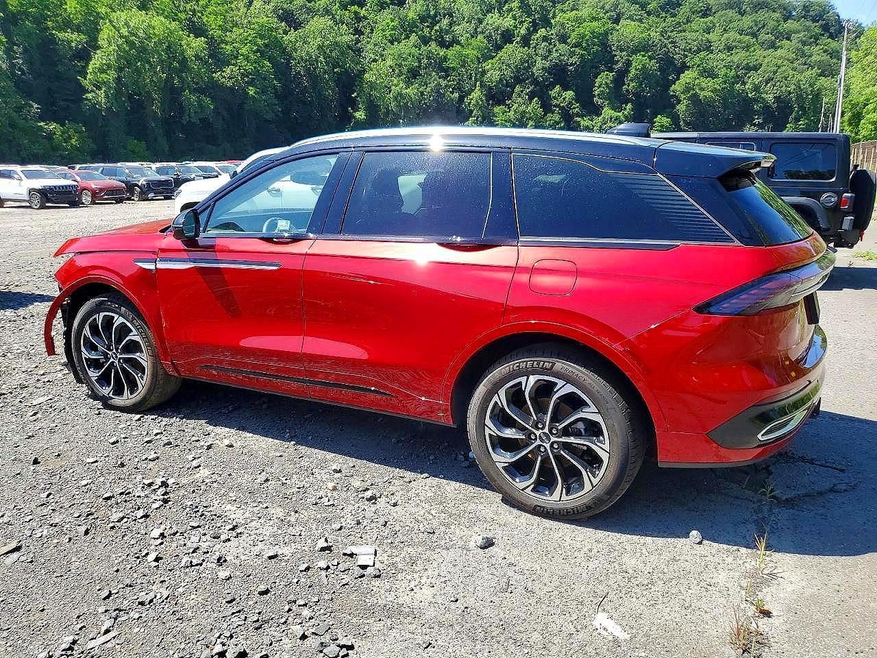 2025 Lincoln Nautilus Reserve - Фото 2