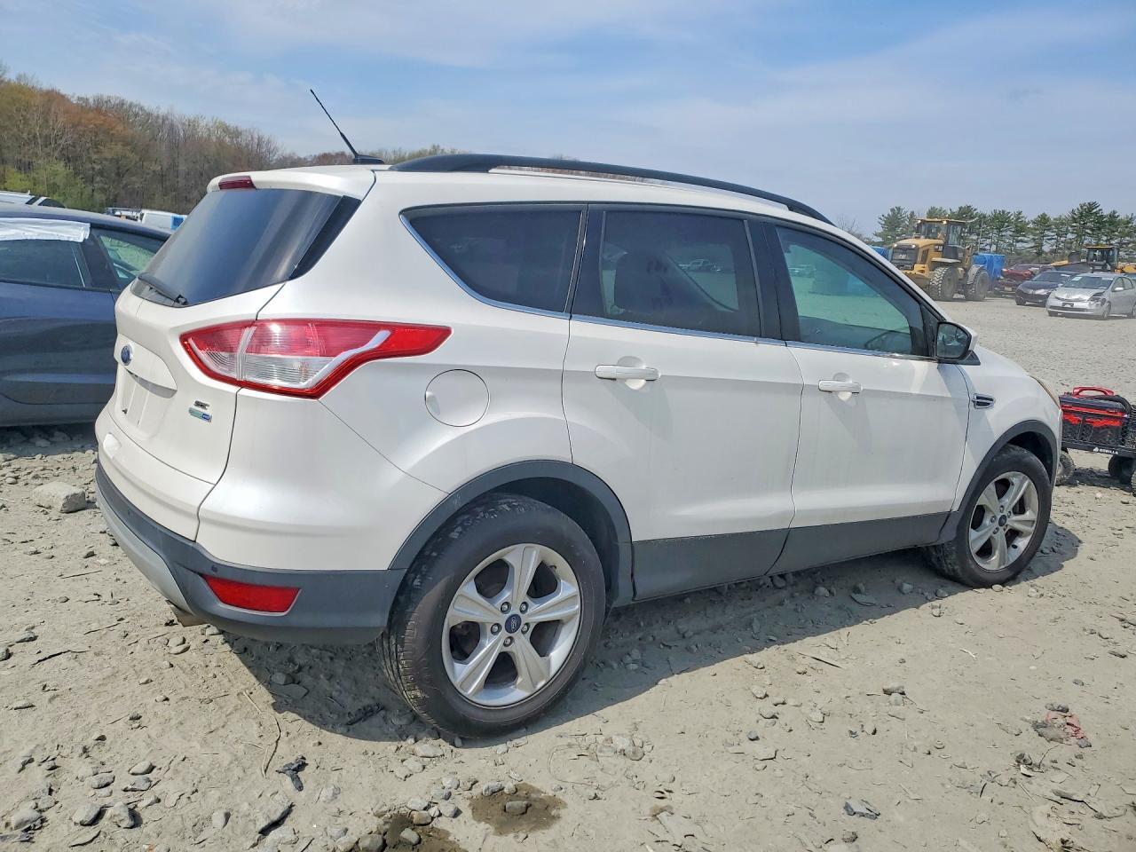 2016 Ford Escape Se - Фото 3