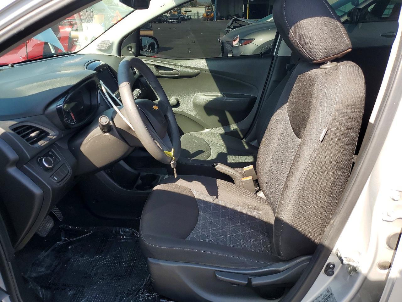 2020 Chevrolet Spark Ls - Фото 7