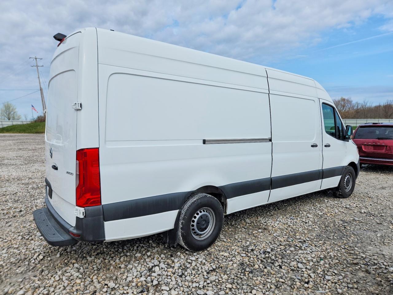 2021 Mercedes Benz Sprinter 2500 Delivery Van - Image 3