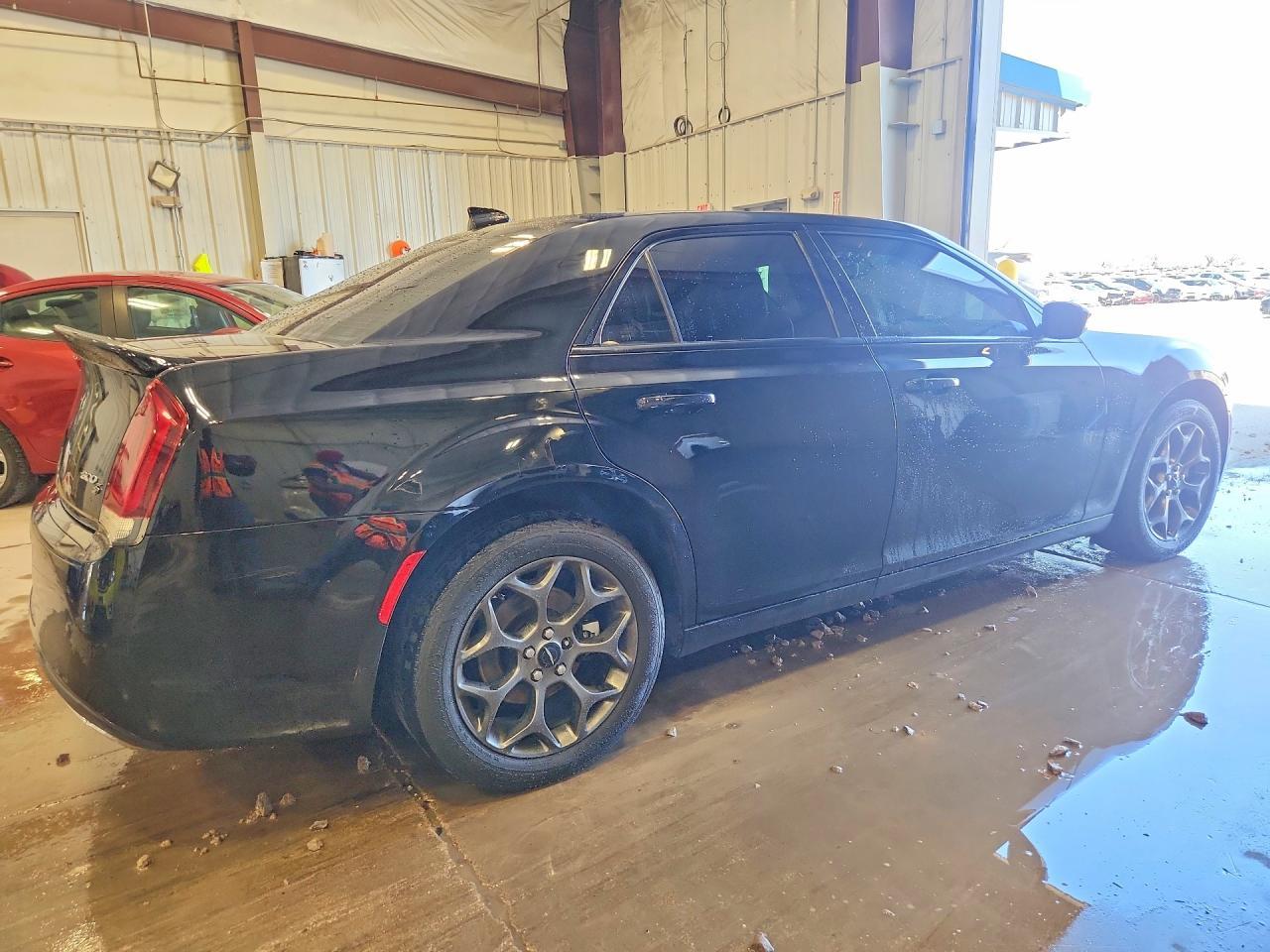 2015 Chrysler 300 S - Image 3