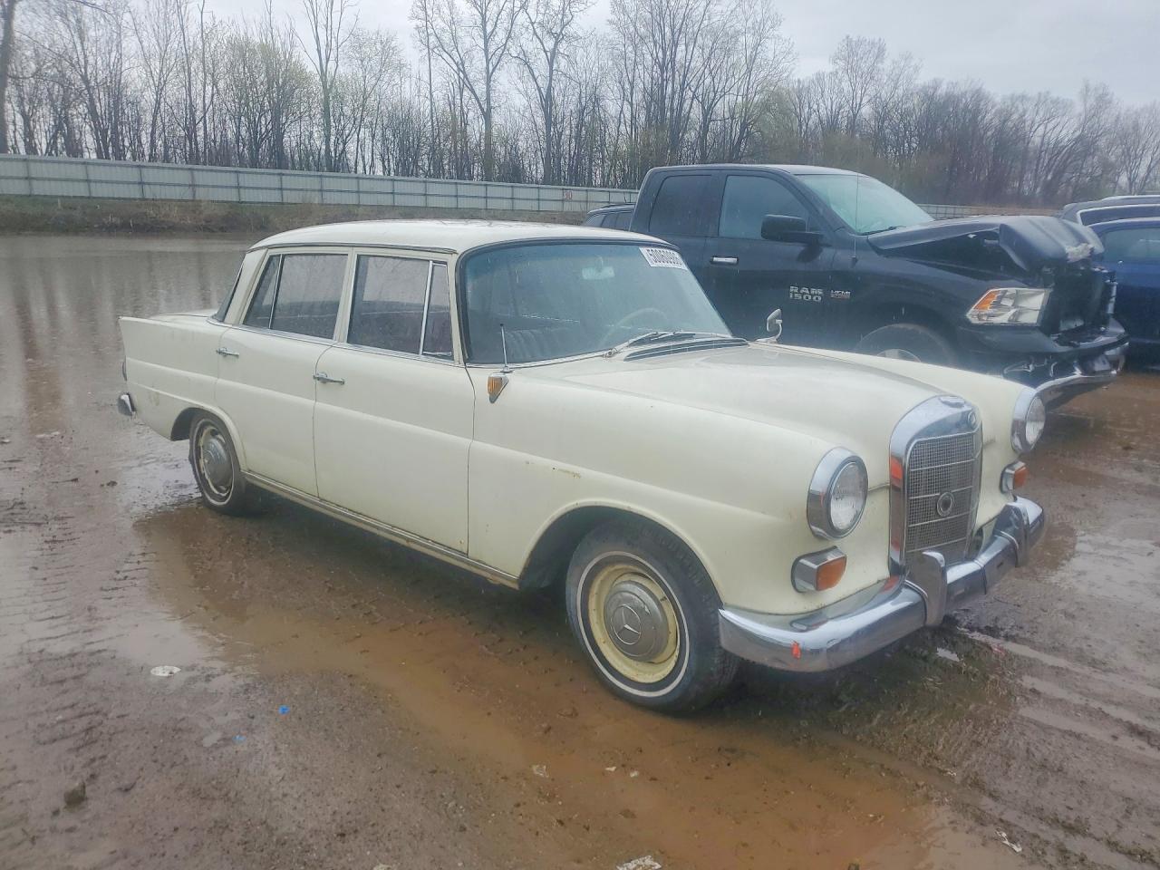 1963 Mercedes-Benz 190D - Фото 4
