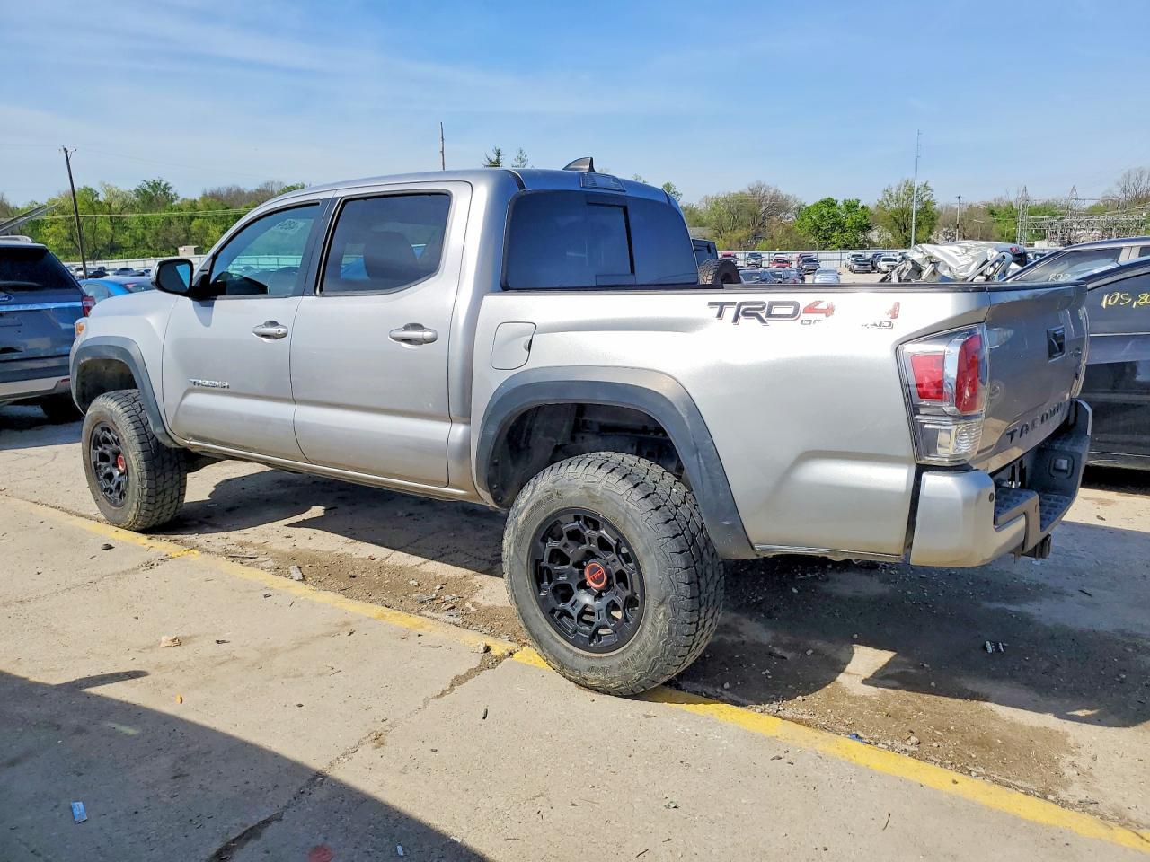 2021 Toyota Tacoma Trd Off-Road - Фото 2