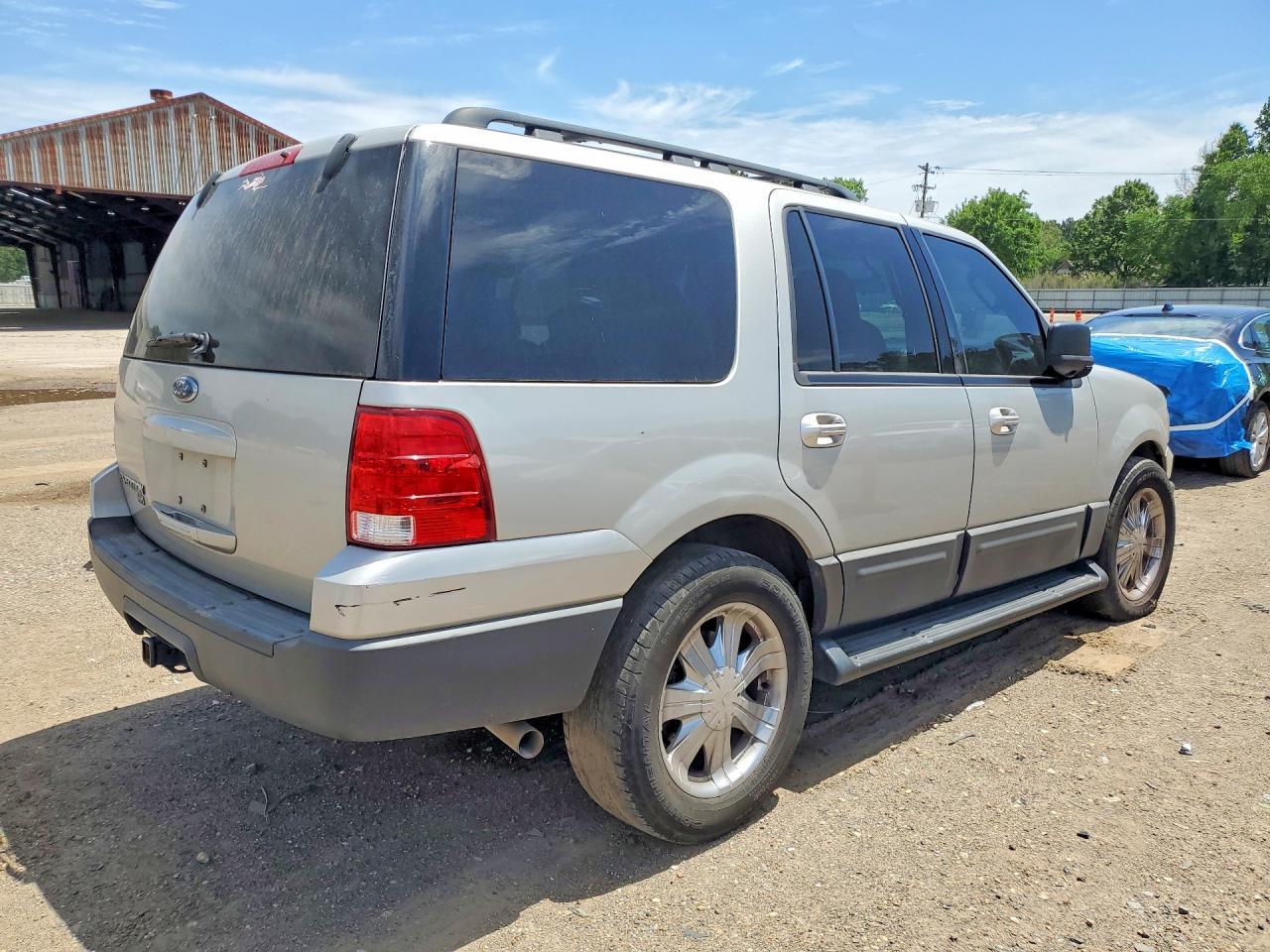 2005 Ford Expedition Xlt - Image 3