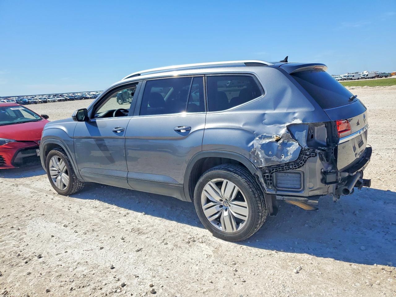 2019 Volkswagen Atlas Se - Фото 2