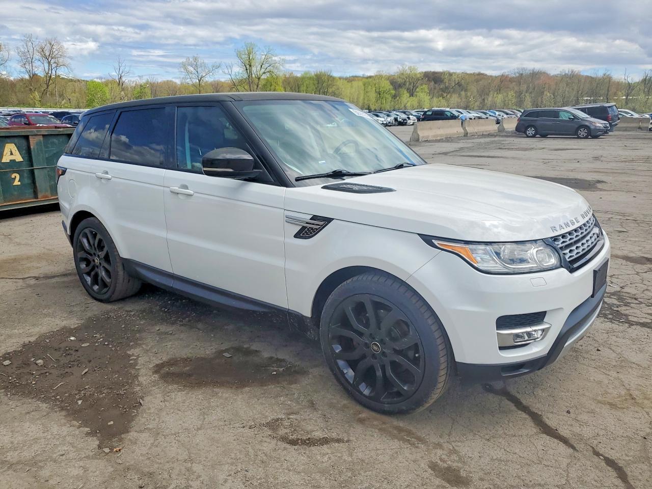 2015 Land Rover Range Rover Sport Hse - Image 4