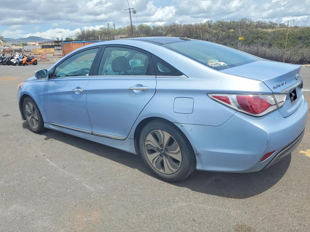 2014 Hyundai Sonata Hybrid Limited - Фото 2