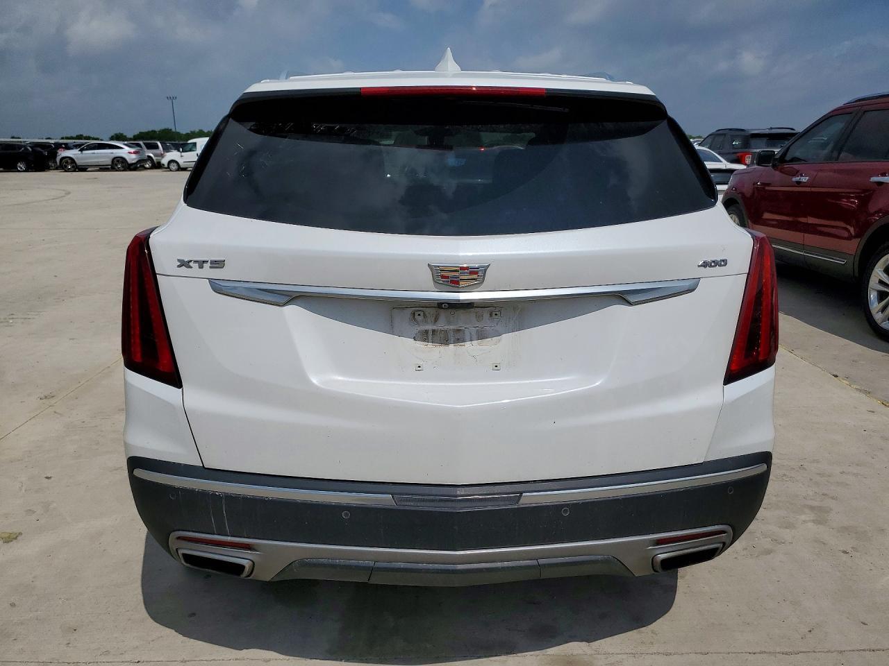 2024 Cadillac Xt5 Premium Luxury - Image 6